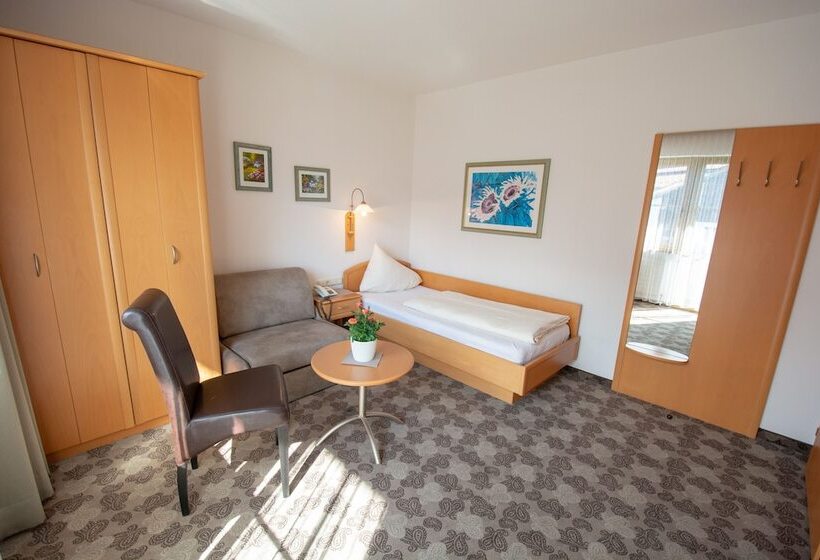 单人基本间, Stern