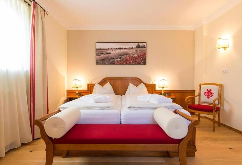 غرفة قياسية, Zum Jungen Römer