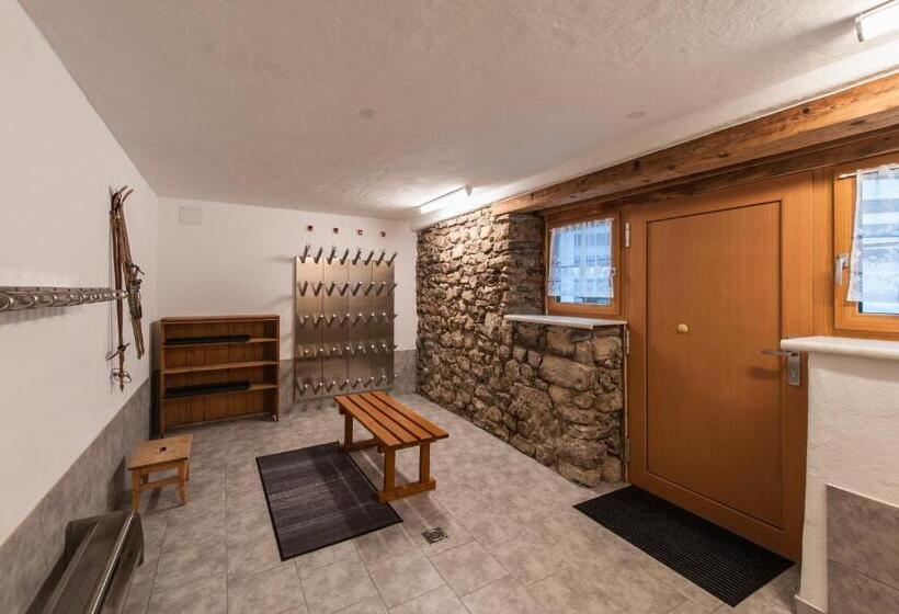 شقة 3 غرف, Gästehaus Bergland