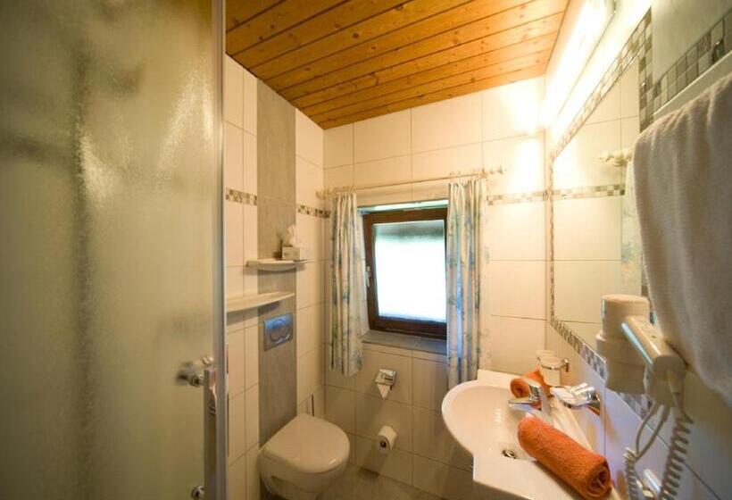 شقة غرفتين, Gästehaus Bergland