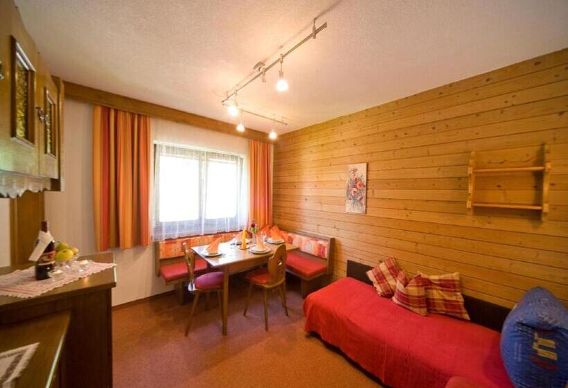 شقة غرفتين, Gästehaus Bergland