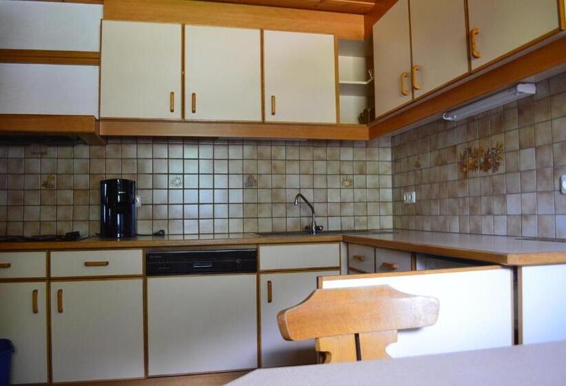 Апартаменты 1 Спальня с Балконом, Gästehaus Judith