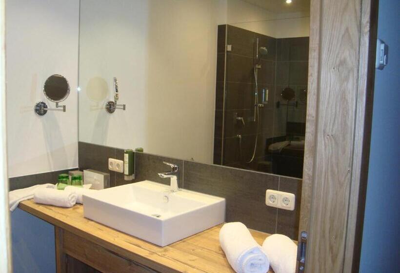 اتاق سوپریور خانوادگی, Franzlhof