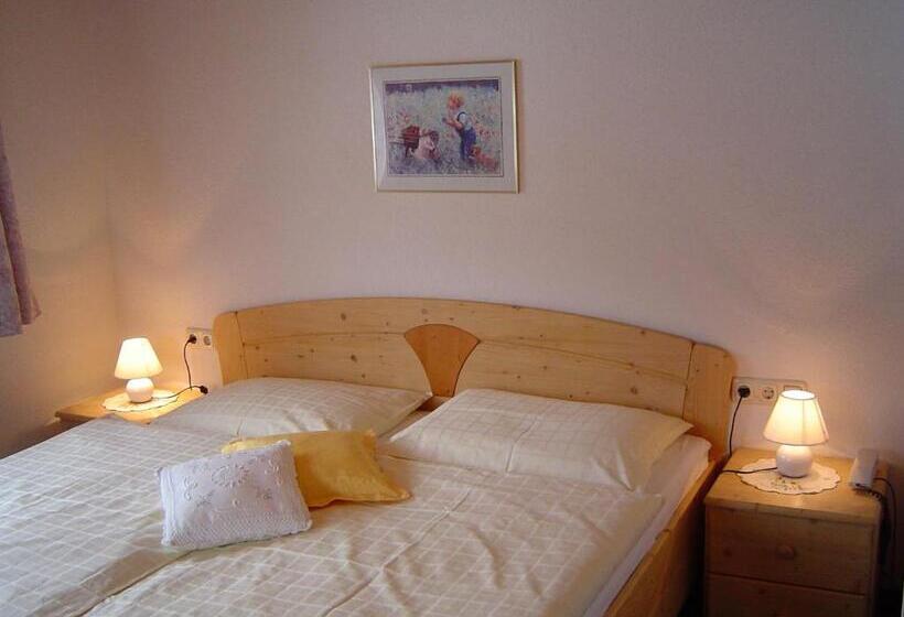 スタンダードルーム, Landhaus Hinteregger