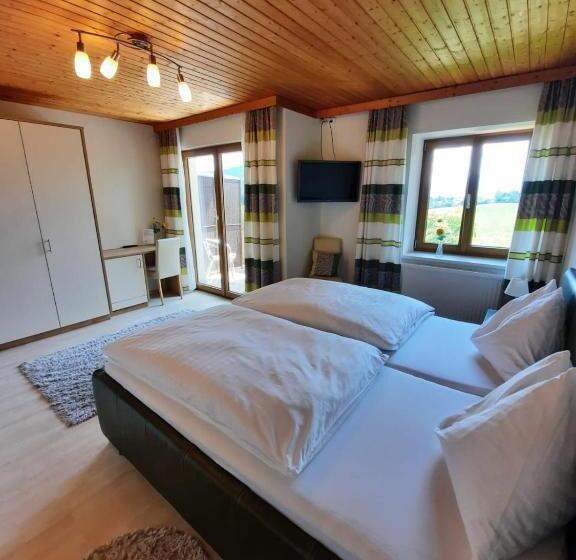 غرفة قياسية مزوَّدة بشُرفة, Pension Kreuzinger, 5310 Tiefgraben