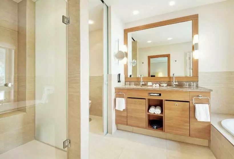 Junior Suite with Balcony, Das Ronacher Thermal Spa