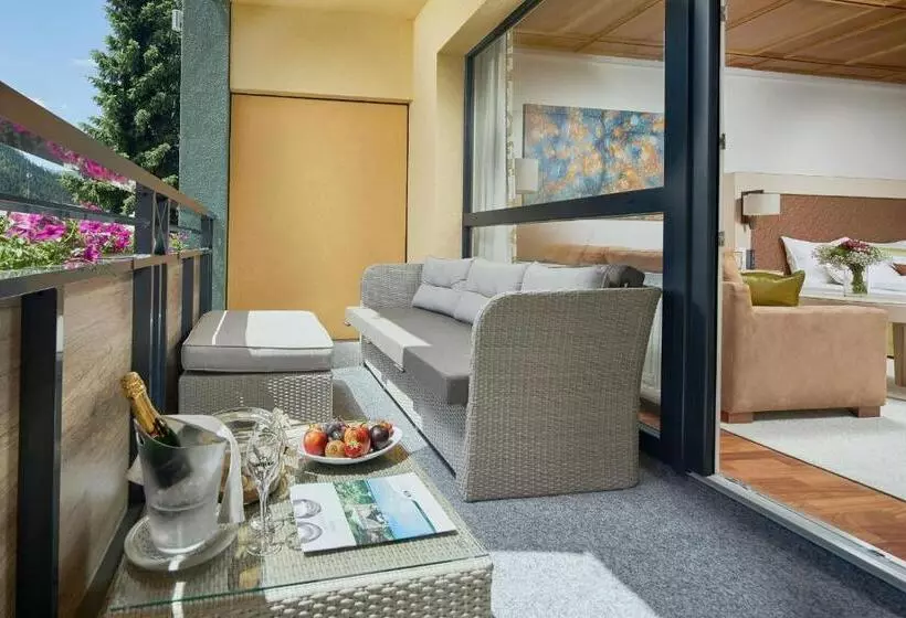 Junior Suite with Balcony, Das Ronacher Thermal Spa