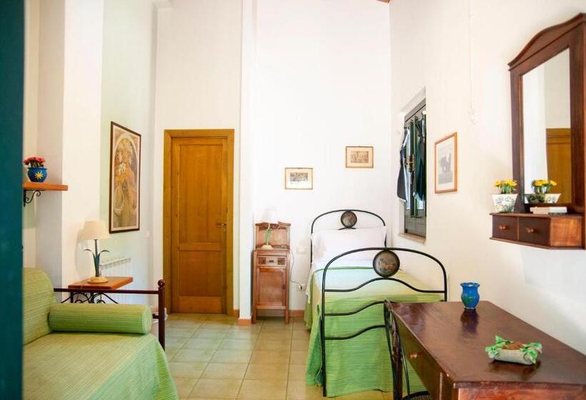 اتاق استاندارد چهار تخته, Antico Borgo Etneo Agriturismo