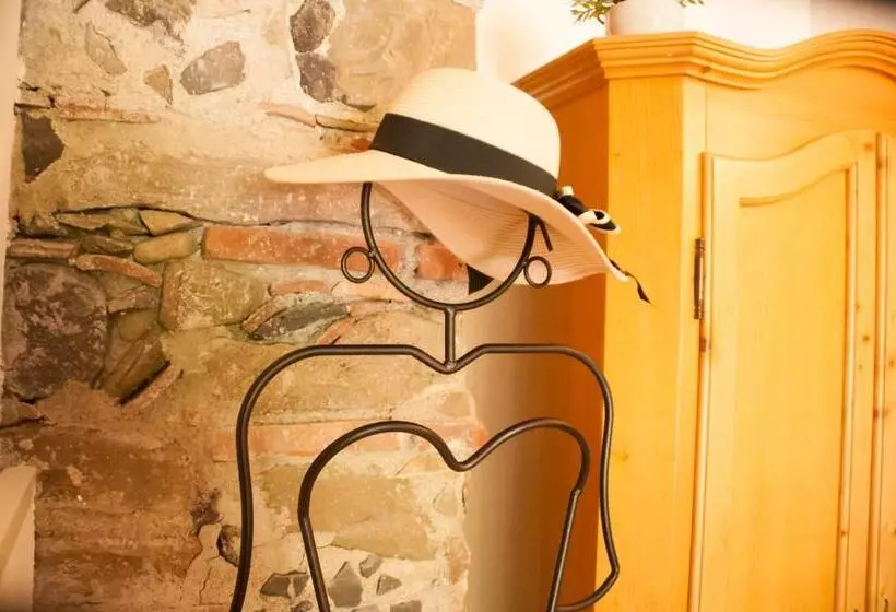 اتاق کلاسیک, Antico Borgo Etneo Agriturismo