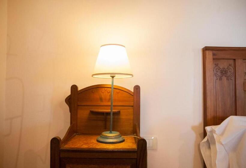 クラシックルーム, Antico Borgo Etneo Agriturismo