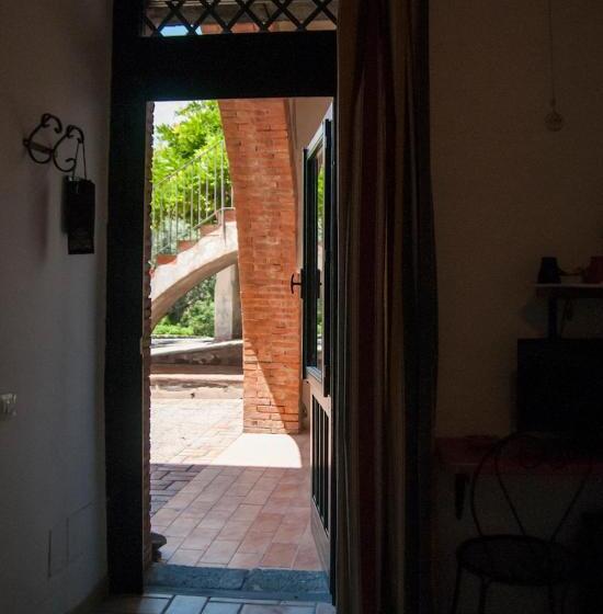 エコノミールーム, Antico Borgo Etneo Agriturismo