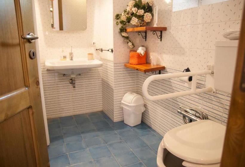 エコノミールーム, Antico Borgo Etneo Agriturismo