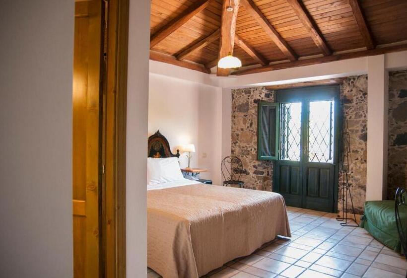 スタンダードルーム, Antico Borgo Etneo Agriturismo