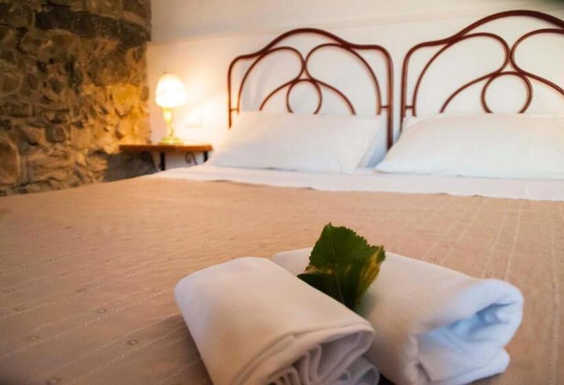 コンフォートルーム, Antico Borgo Etneo Agriturismo