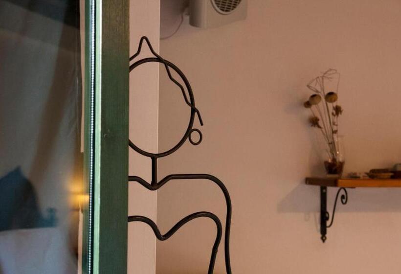 スタンダードルーム, Antico Borgo Etneo Agriturismo