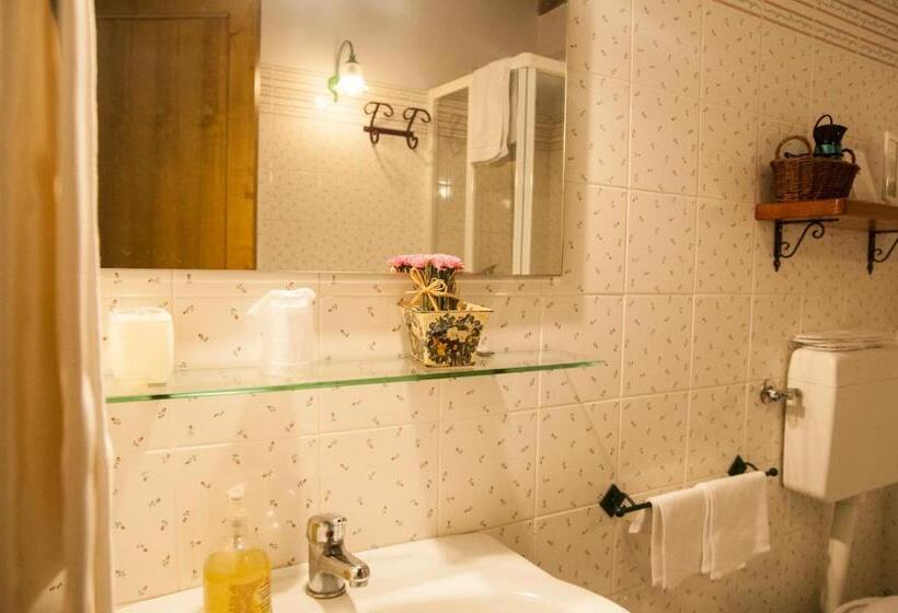 标准间, Antico Borgo Etneo Agriturismo