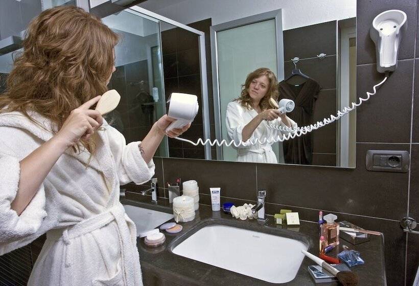 جناح جونيور مطلّ علي البحر, Cavalluccio Marino