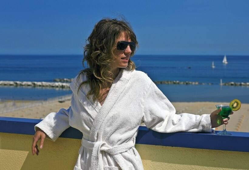 جناح جونيور مطلّ علي البحر, Cavalluccio Marino