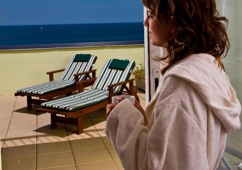 جناح جونيور مطلّ علي البحر, Cavalluccio Marino