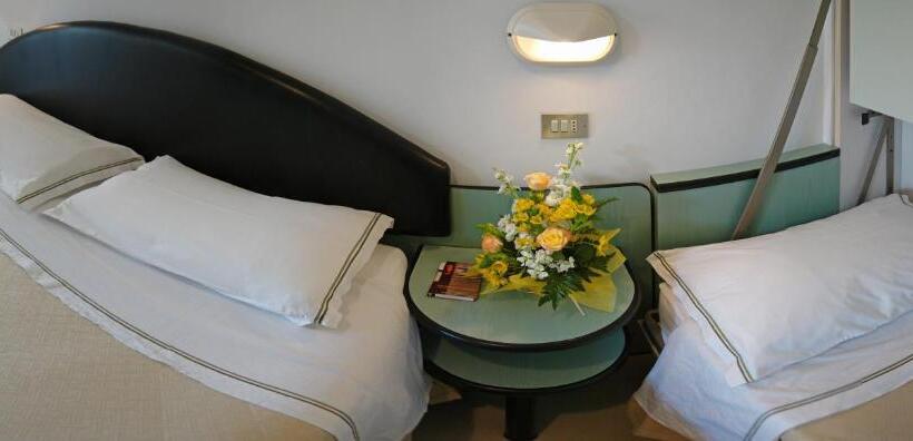 غرفة إقتصادية ثلاثية, Cavalluccio Marino