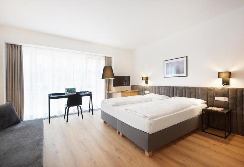 חדר סטנדרט, Goldene Rose