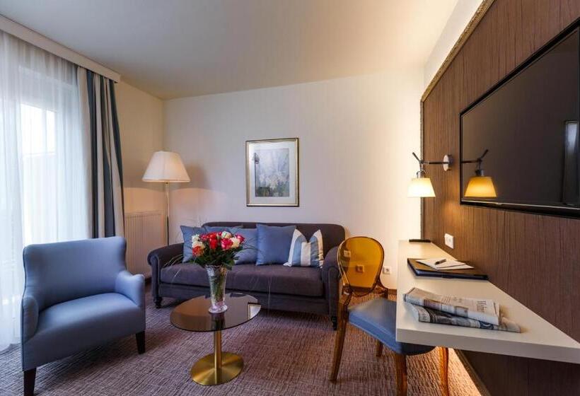 סוויטה עם מרפסת, Goritschnigg