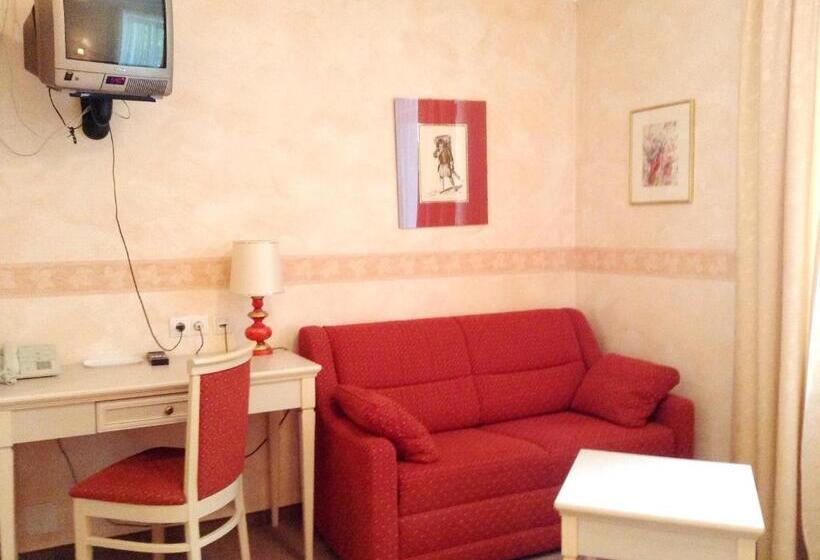 غرفة قياسية, Grünes Türl