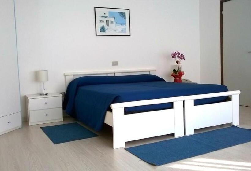 스탠다드 트리플 룸, King