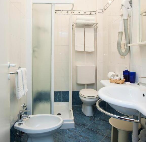 חדר סטנדרט, Lilia