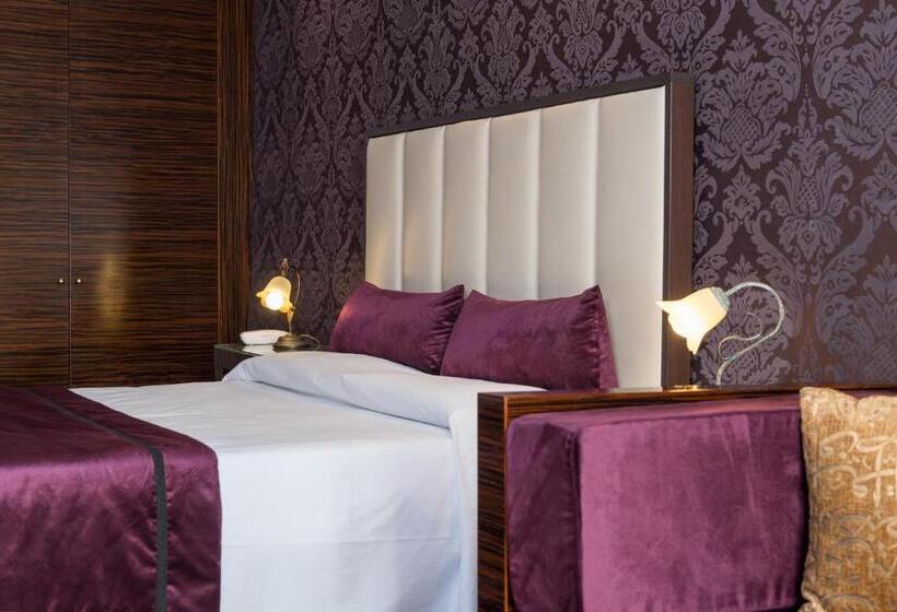 اتاق لوکس با چشم‌انداز, Locanda Leon Bianco On The Grand Canal