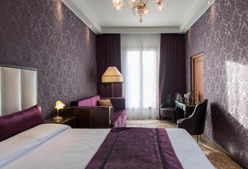 اتاق لوکس با چشمانداز, Locanda Leon Bianco On The Grand Canal