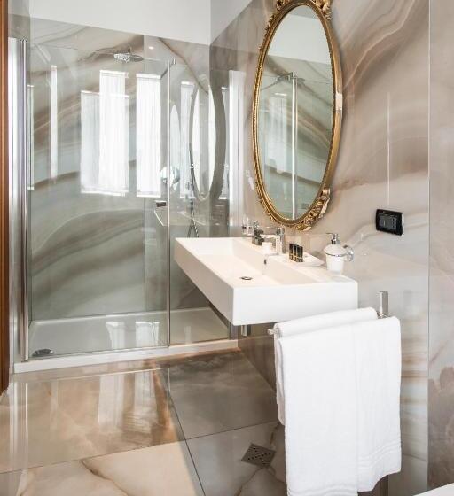 اتاق سوپریور, Locanda Leon Bianco On The Grand Canal