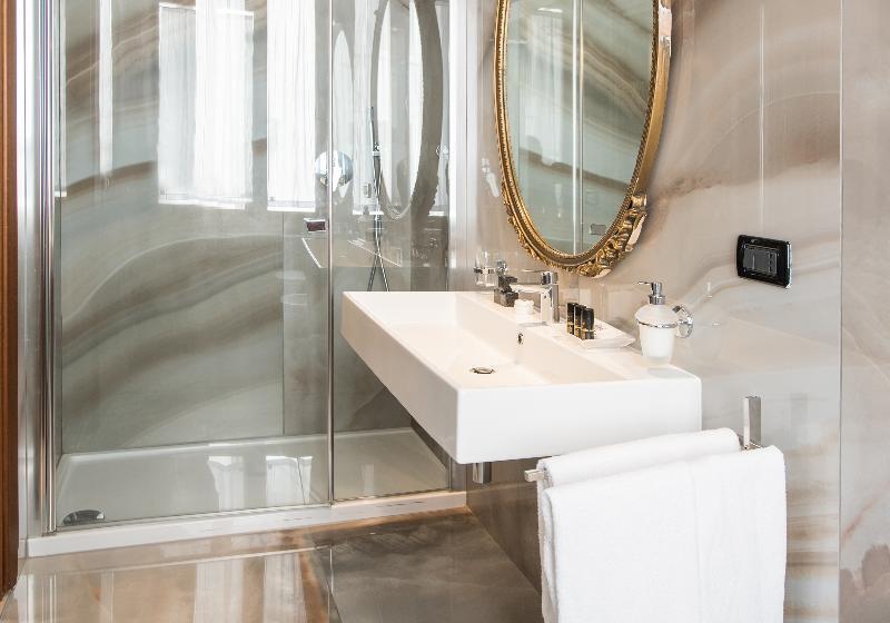 اتاق سوپریور, Locanda Leon Bianco On The Grand Canal