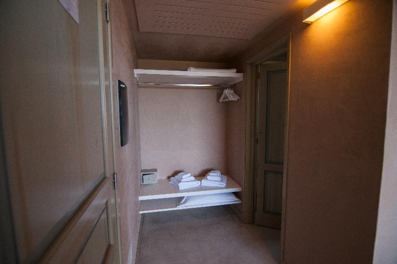 Номер Стандарт Вид на Море, Relais Casina Miregia