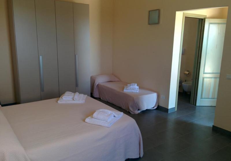 Трехместный Номер Комфорт, Relais Casina Miregia