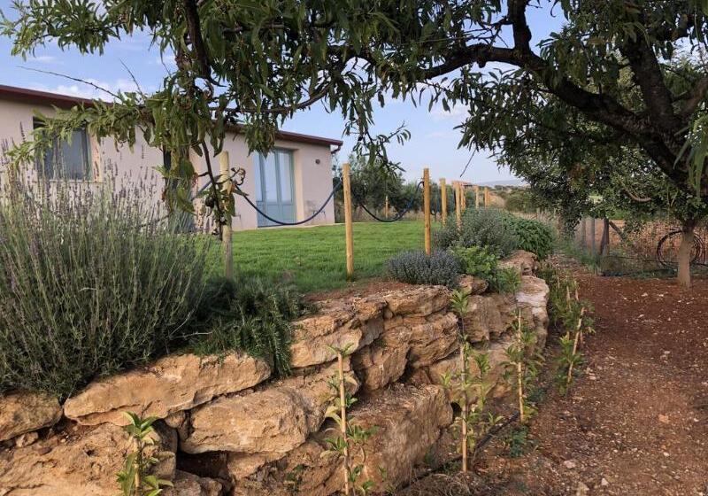 Трехместный Номер Комфорт, Relais Casina Miregia