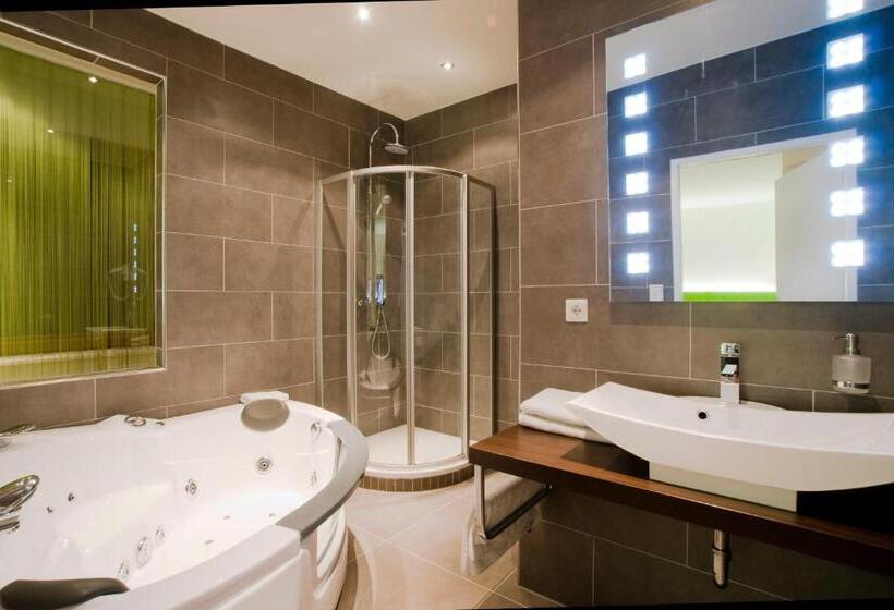 スーペリアースイート, Restaurant Pusswald