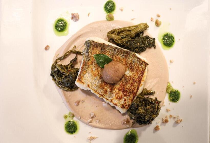 اتاق استاندارد سه نفره, Serenella