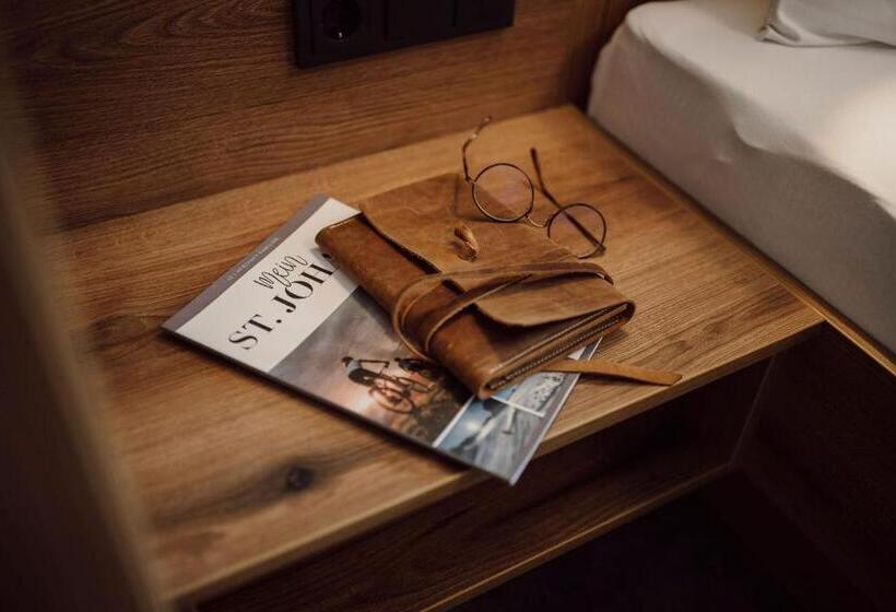 سوییت خانوادگی, Lerchs Land