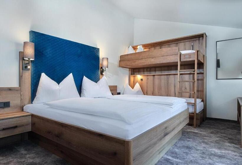 اتاق خانوادگی, Lerchs Land