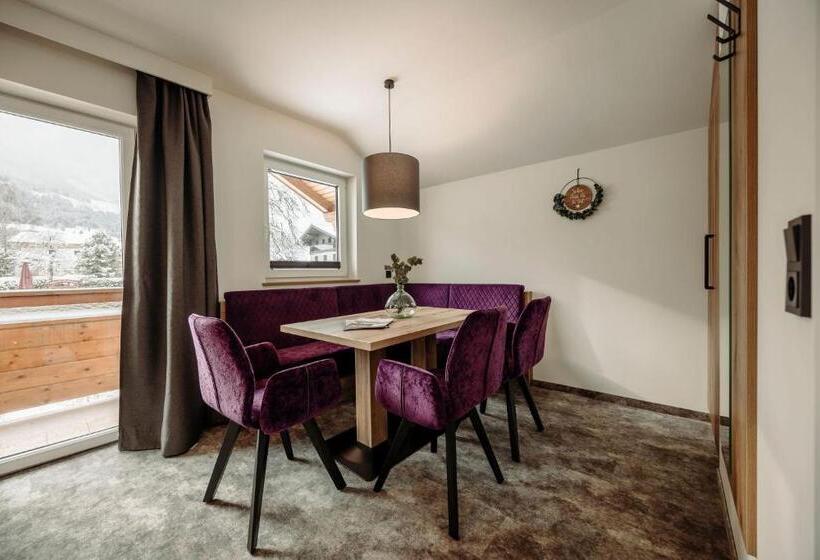 سوییت خانوادگی, Lerchs Land