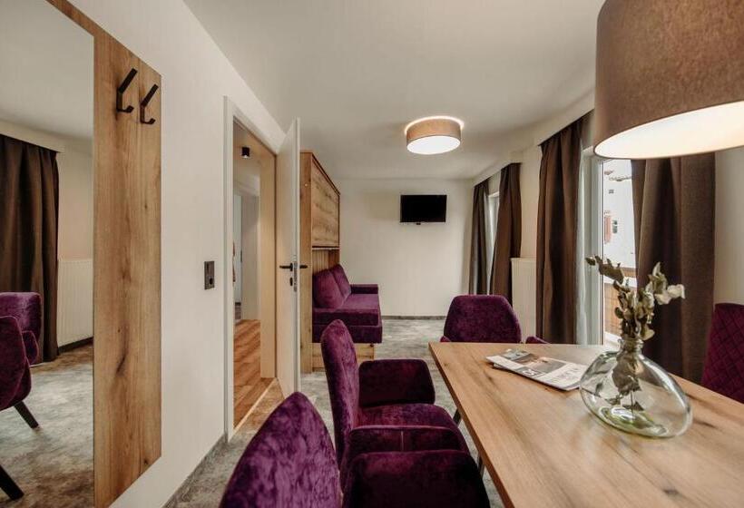 سوییت خانوادگی, Lerchs Land