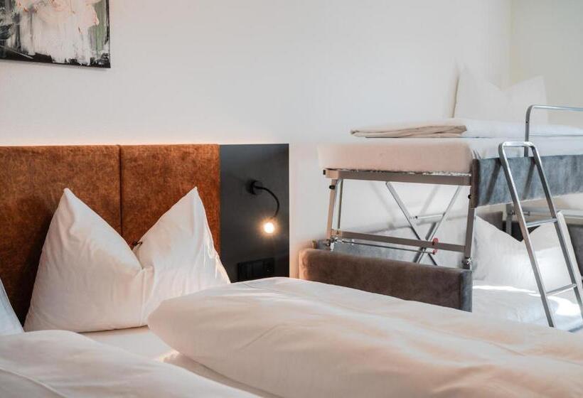 اتاق خانوادگی, Landhotel Prielbauer