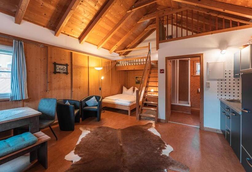 بانگلوی استاندارد, Landhotel Prielbauer