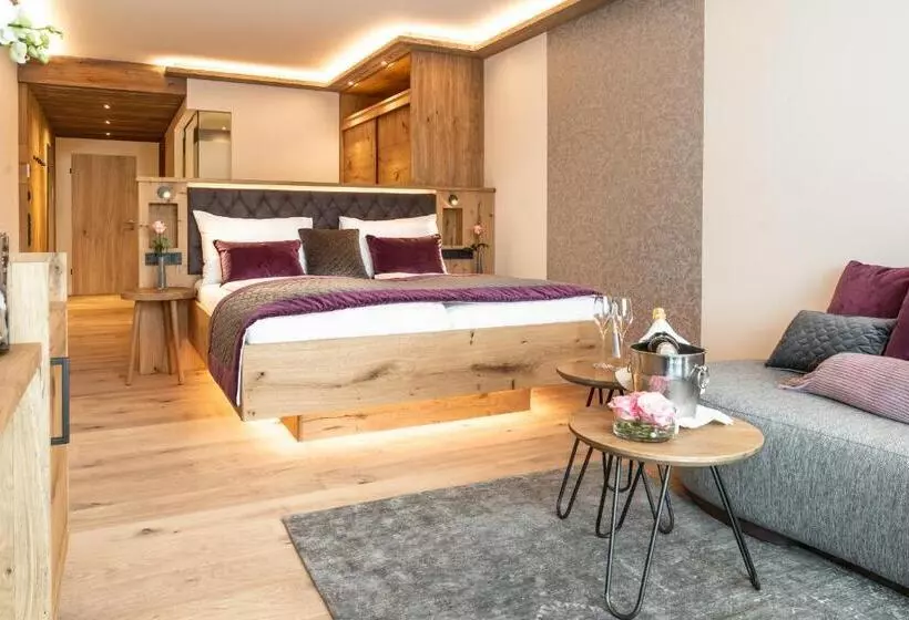 バルコニー付きスーペリアルーム, Laschenskyhof Hotel & Spa