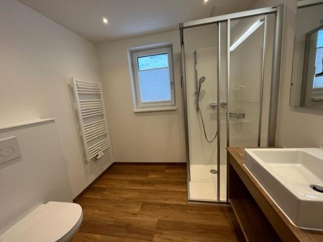 شقة غرفتين, Mittersteghof