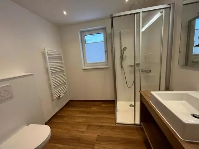 ２ベッドルームアパートメント, Mittersteghof