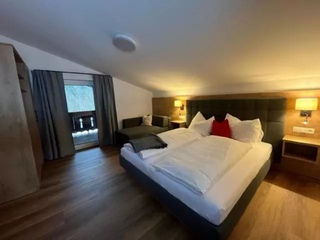 ２ベッドルームアパートメント, Mittersteghof