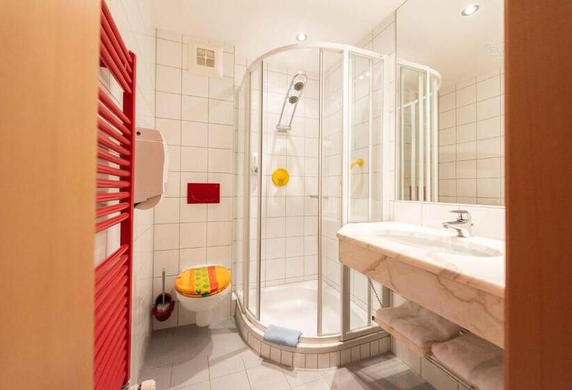 غرفة قياسية مزوَّدة بشُرفة, Guesthouse Dalnig