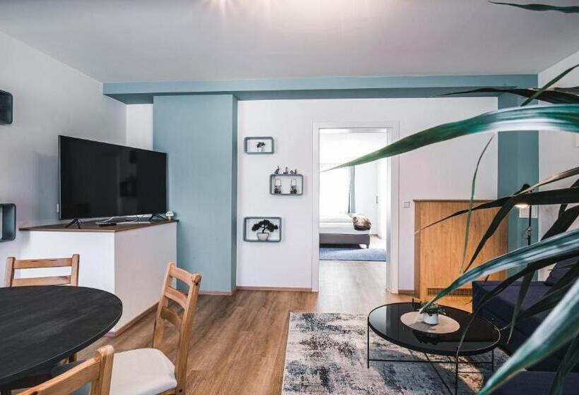 جناح, Guesthouse Dalnig